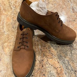 Men’s Timberland bucks oxford brown size 12 leather waterproof shoes. NWOT..